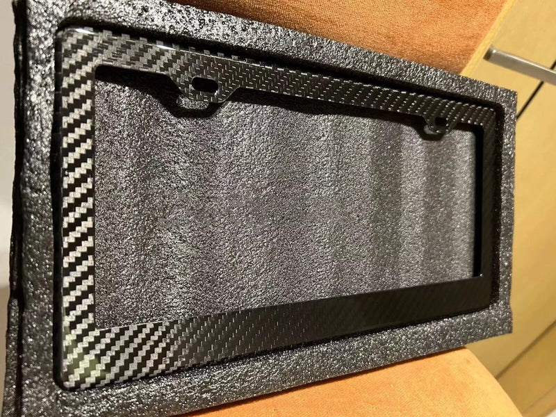 UNIVERSAL REAL CARBON FIBER License Plate Frame FIT FOR USA/CANADA CAR
