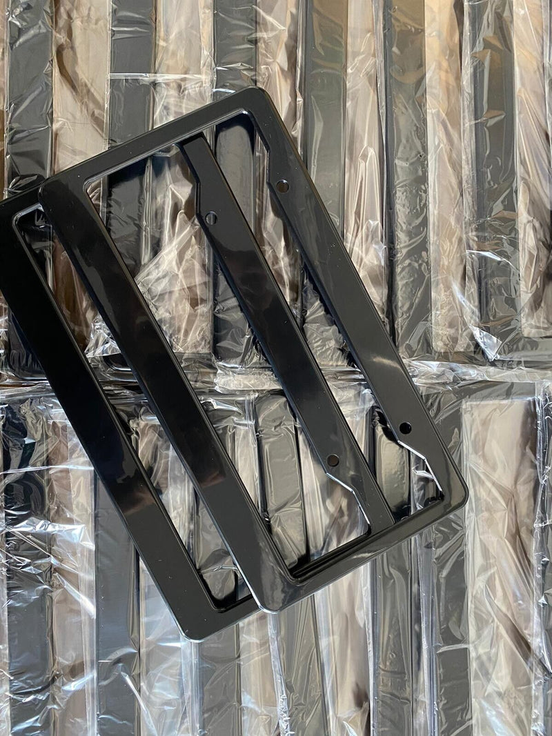 LOT OF 50 BLANK BLACK PLASTIC 50 pieces License Plate Frame 1" bottom FRAMES